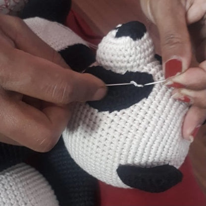 Luna-Leena panda beer knuffel zwart & wit - biologisch katoen - handgehaakt in Nepal