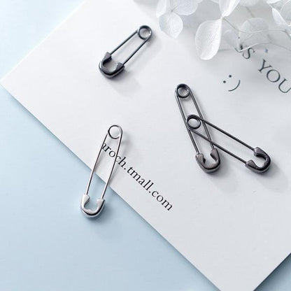 Unique minimalist paperclip earrings - one pair