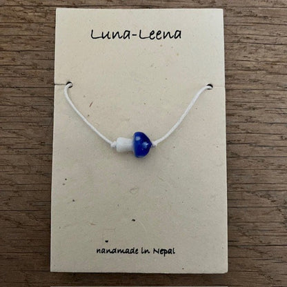 Luna-Leena kinderarmband paddestoel blauw - handgemaakt in Nepal