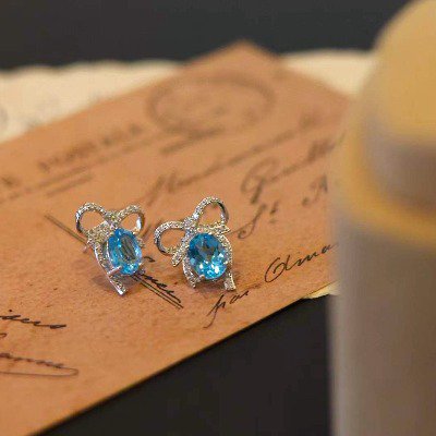 Sterling Silver Princess Style Beautiful Natural Vibrant Blue Topaz Earrings - Large Pear Cut Topaz