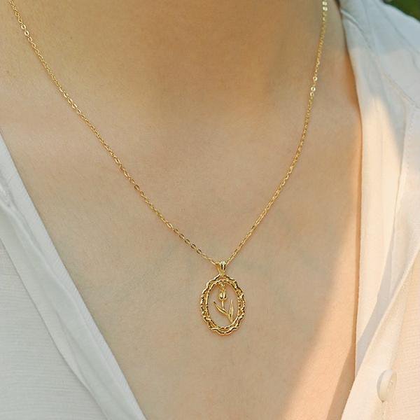 Modern Vintage Tulip Necklace - Gold Vermeil