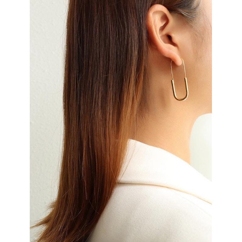 Minimal design paperclip hoop earrings