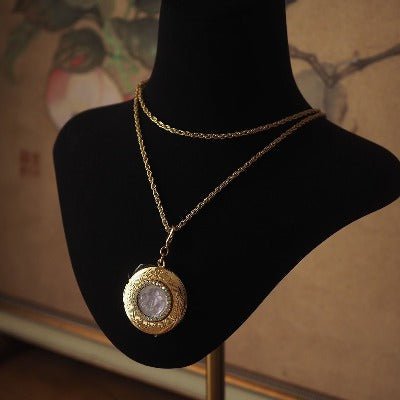 Round Openable Locket NECKLACE - Angel Cameo