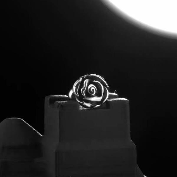 Vintage style small silver rose stud earrings