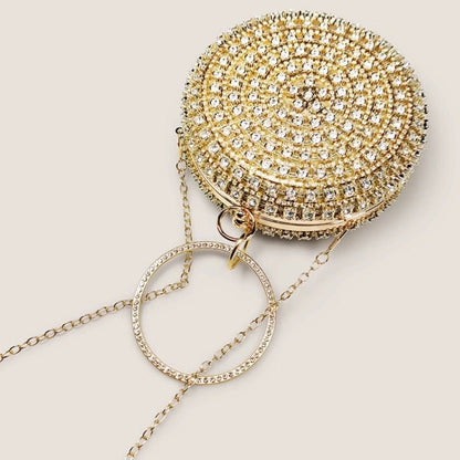 Dazzling round clutch with diamond look