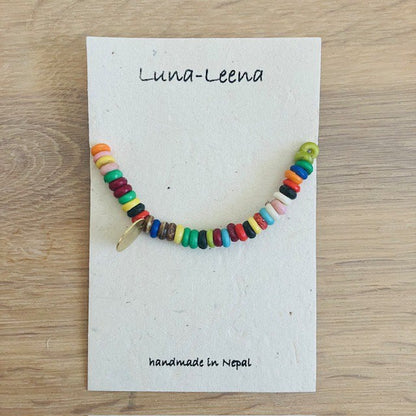 Luna-Leena armband gerecycled kralen veelkleurig - one size stretch - handgemaakt van bestaande armbanden uit Nepal