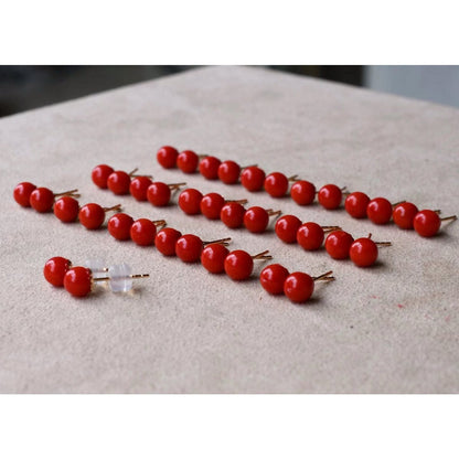 Timeless red coral stud earrings - 18K gold