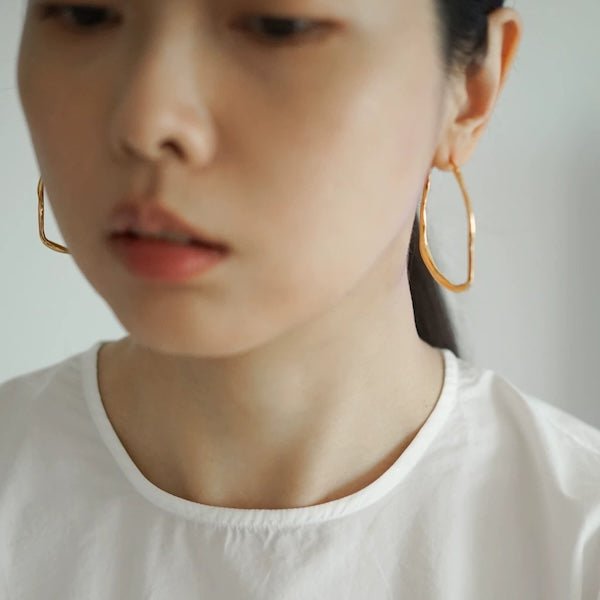 Japanese style minimalist artistic hoop earrings