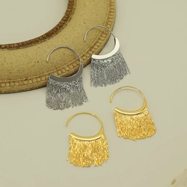 Unique dynamic tassel drop earrings