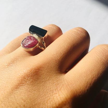 Ring 'Self-confidence' in ruby ​​and 925 silver