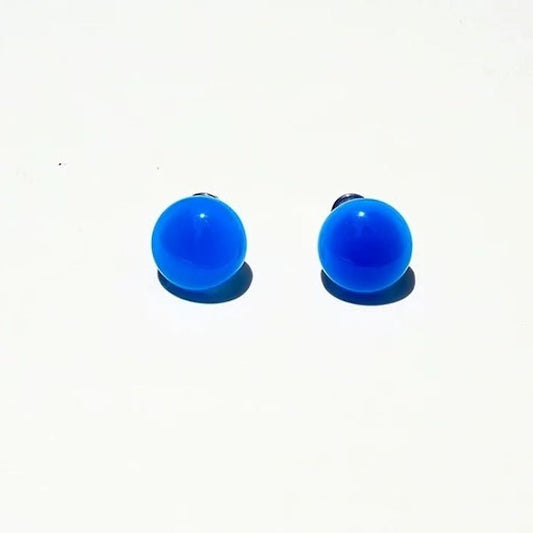 Striking blue onyx round stud earrings