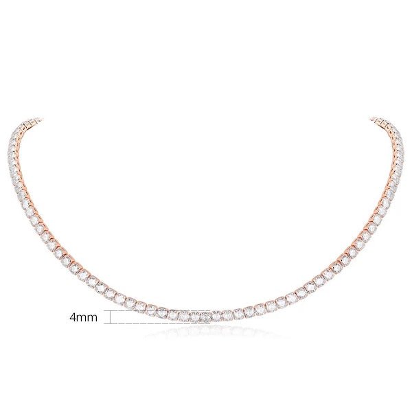 Timeless sparkling choker with diamond look