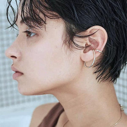 Unique Silverline Ear Cuff - One Piece