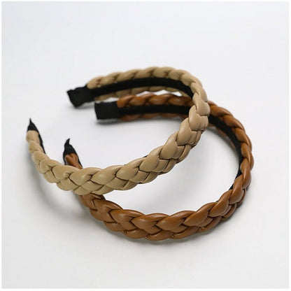 Vintage style braided headband in leather look