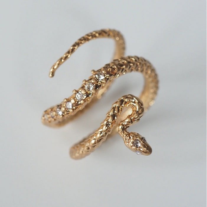 Vintage Style Sparkling Snake Ring - Size 7