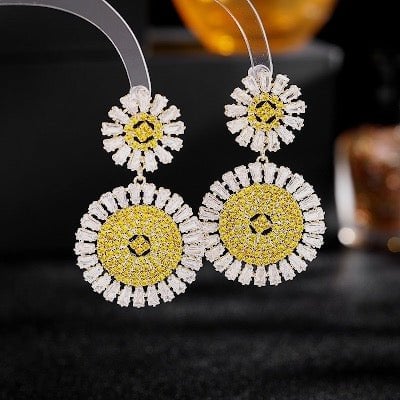 Dazzling Daisy Earrings - Luxury Drop Earrings