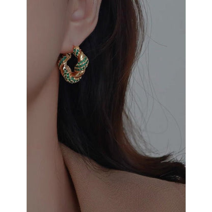 Vintage style braided earrings - green stones