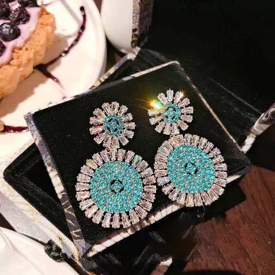 Dazzling Daisy Earrings - Luxury Drop Earrings