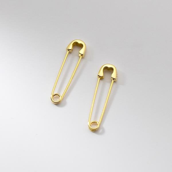 Unique minimalist paperclip earrings - one pair