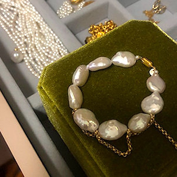 Unique Baroque Pearl Coin Bead Bracelet