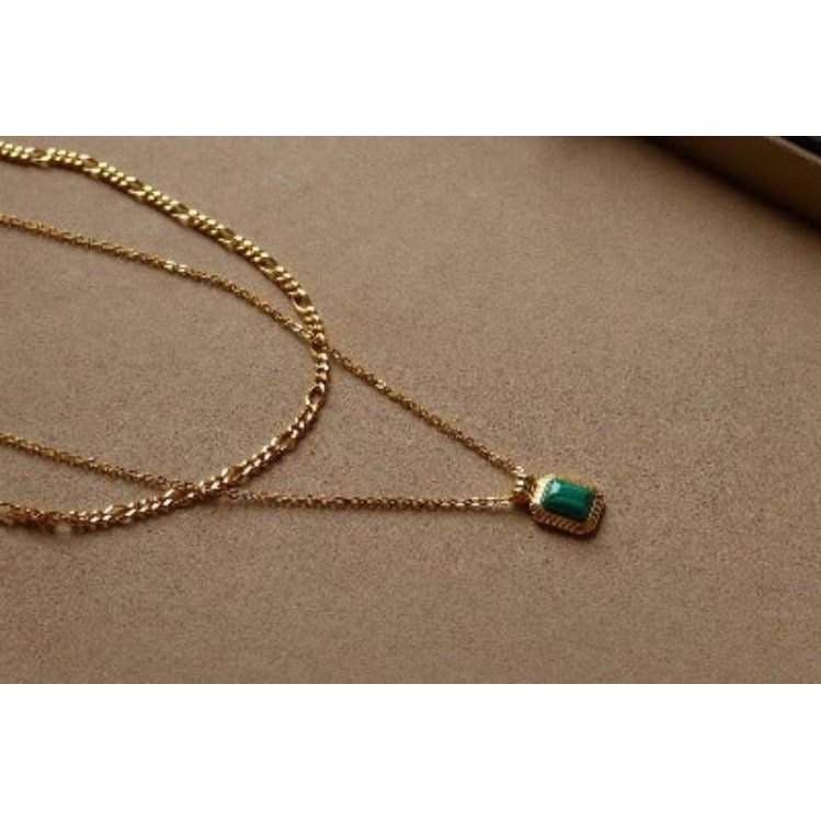 Malachite pendant necklace with double chain