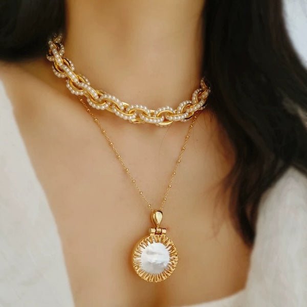 Vintage inspired pearl necklace