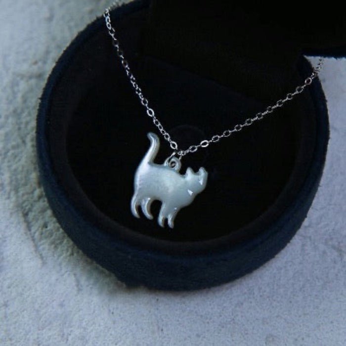 Cute Cat Necklace - Mother of Pearl Silver Necklace