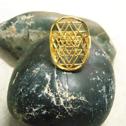 Sri Yantra-ring in 925 zilver of geel goud