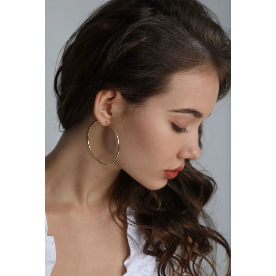 Chic gold earrings - New moon shape