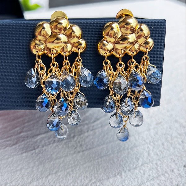 Cloud design blue stone earrings