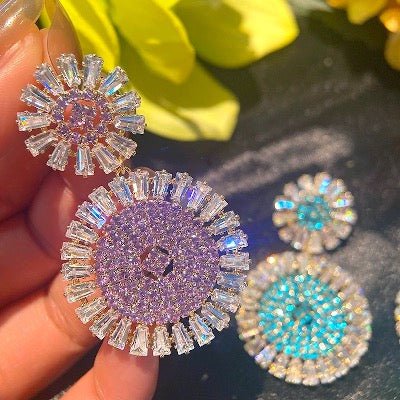 Dazzling Daisy Earrings - Luxury Drop Earrings