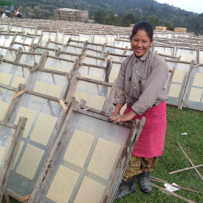 Luna-Leena 2x wenskaart + roze kaars - "Gefeliciteerd" - milieuvriendelijk papier - handgemaakt in Nepal