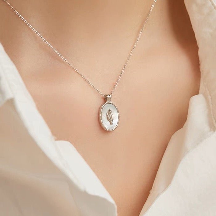 Timeless MOP tulip pendant necklace