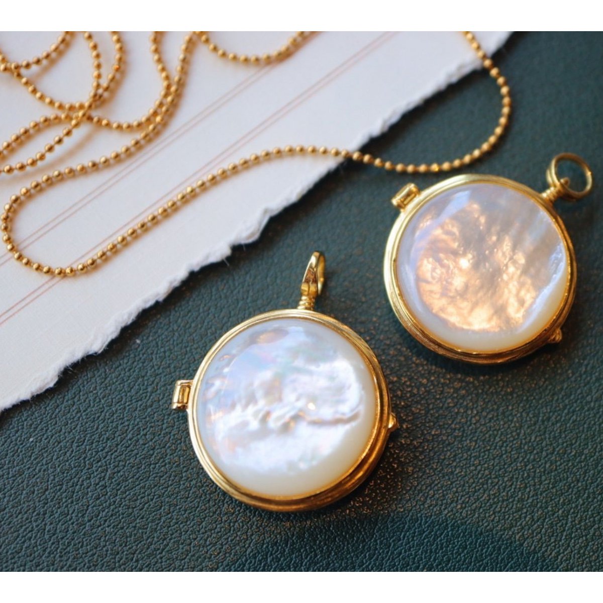 MOP Round Sachet Public Locket Necklace