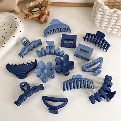 Minimalist Blue Tone Claw Hair Clips