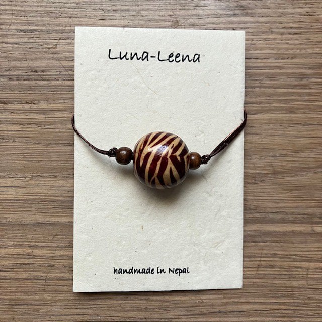 Luna-Leena armband luipaard bruin - one size - gerecycled en gemaakt van bestaande kettingen uit Nepal