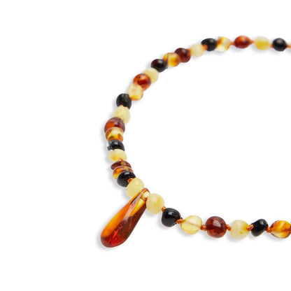 Baby necklace “Shades of the Earth” in Amber in 4 colors with pendant