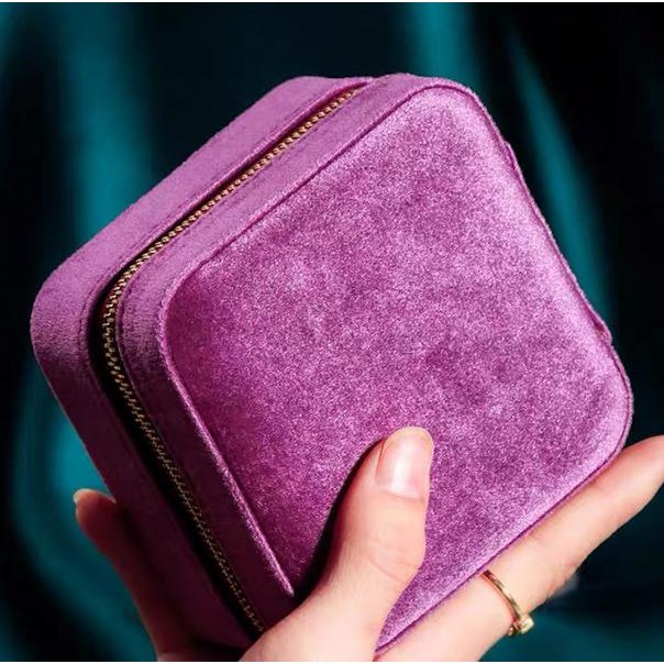 Vintage Inspired Portable Velvet Travel Jewelry Box